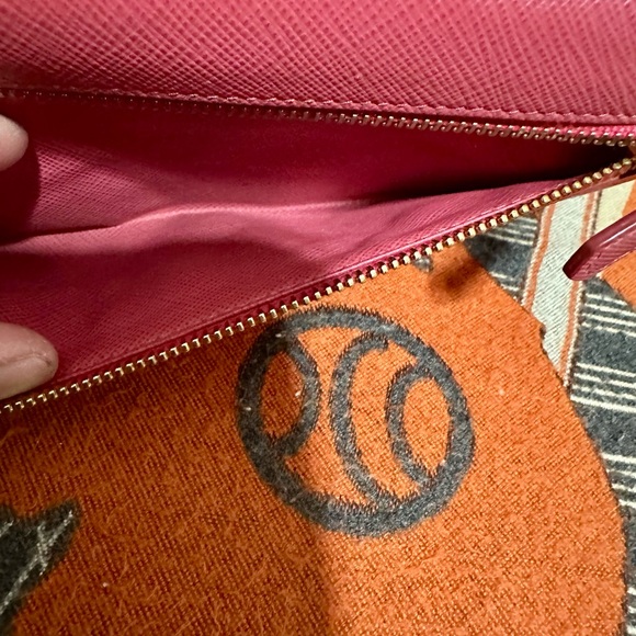 PRADA❤️🌟236 LEATHER LONG WALLET ⭐️ - Picture 9 of 10